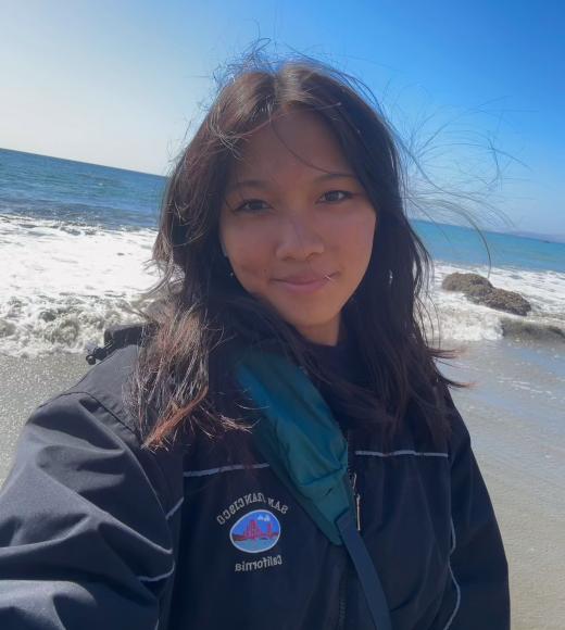 Jessica Bartolome, one of the Peer Advisors.
